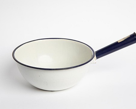 Bowl with Handle in Enamel Large